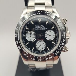 New 39.5mm Seiko Mod "Seitona" Quartz Chrono Reverse Panda